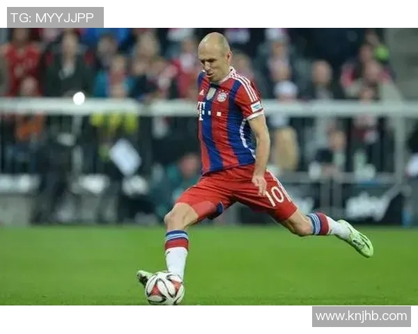 左右开弓的足球天才 球场上兼具左右脚技巧的顶级球星解析 左右开弓的足球天才 球场上兼具左右脚技巧的顶级球星解析