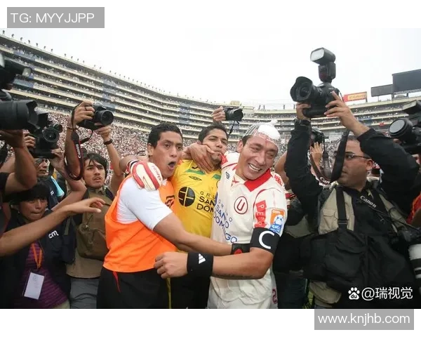 足球巨星突发重病病情危急 球迷与各界人士纷纷表达关切